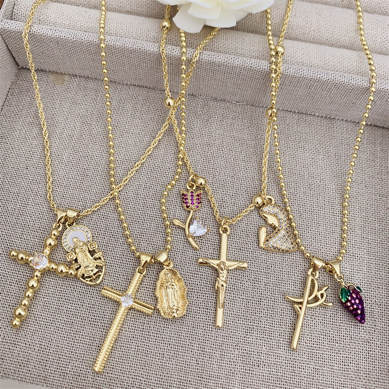 Collar cruz y Virgen con flor en acero dorado