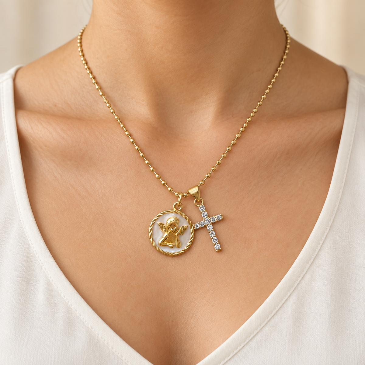 Ángel de Luz – Collar con Cruz